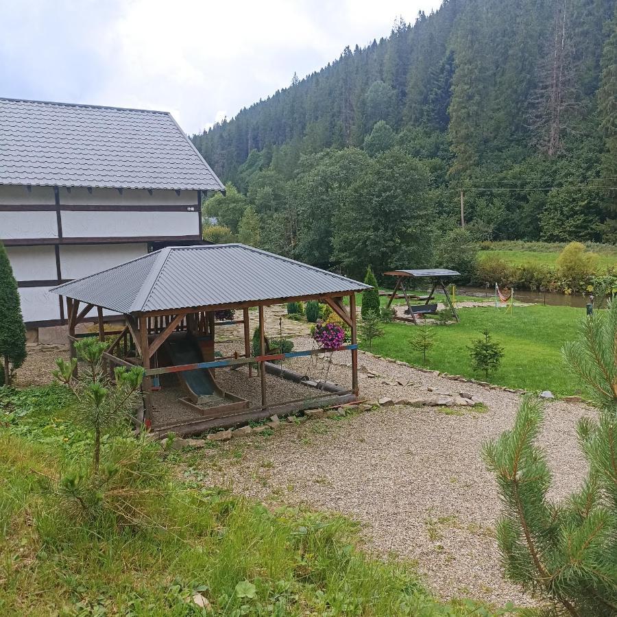 Khatyna U Dolyni Slavske Exterior photo