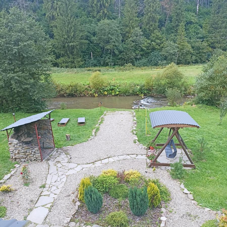 Khatyna U Dolyni Slavske Exterior photo